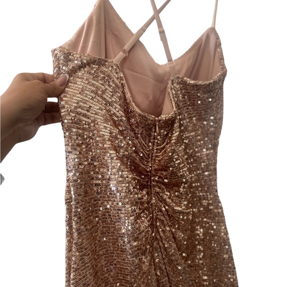 Elegant Rose Gold Long Sequin Dress, size US 8 - Picture 8 of 14